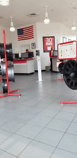 Tire Shop «Discount Tire Store - Rowlett, TX», reviews and photos, 5150 Lakeview Pkwy, Rowlett, TX 75088, USA