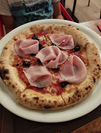 Prosciutto crudo du Pizzeria Dall’ innamorato à Lézan - n°7