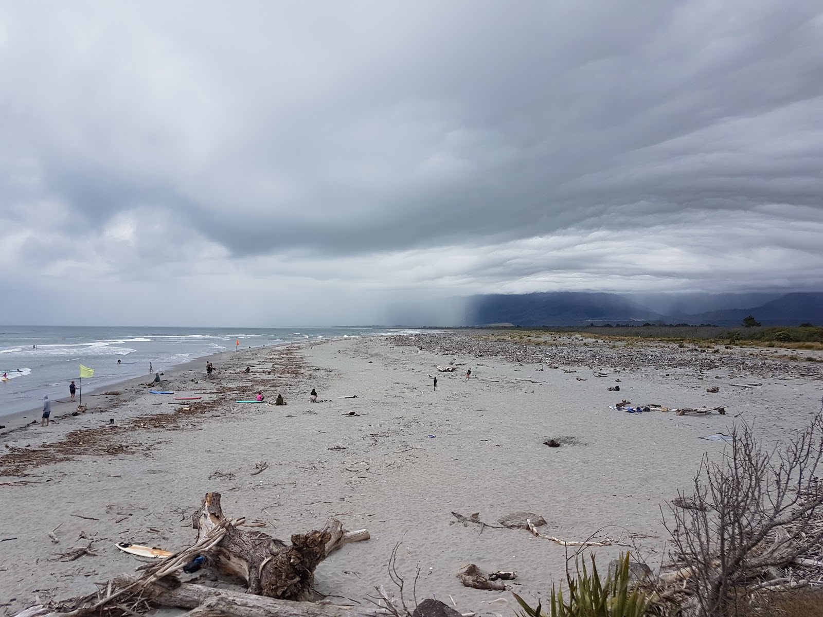 Foto von Kawatiri Beach - guter haustierfreundlicher Ort für den Urlaub