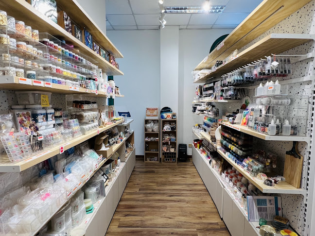 Resin Play + ArtPlay Haus - Singapore