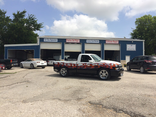 Auto Body Shop «Auto Worx», reviews and photos, 960 E Court St, Seguin, TX 78155, USA