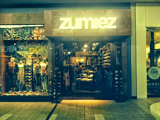 Clothing Store «Zumiez», reviews and photos, 401 NE Northgate Way, Seattle, WA 98125, USA