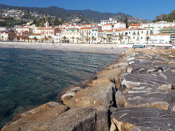 Foto von Ospedaletti Beach teilweise ferienortbereich