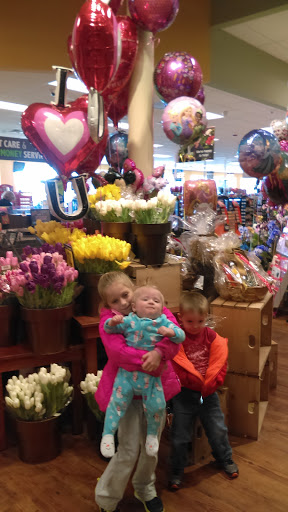 Grocery Store «Kroger», reviews and photos, 47060 W Pontiac Trail, Commerce Charter Twp, MI 48390, USA