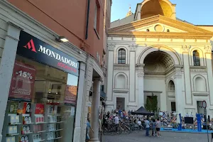 Libreria Mondadori Mantova image