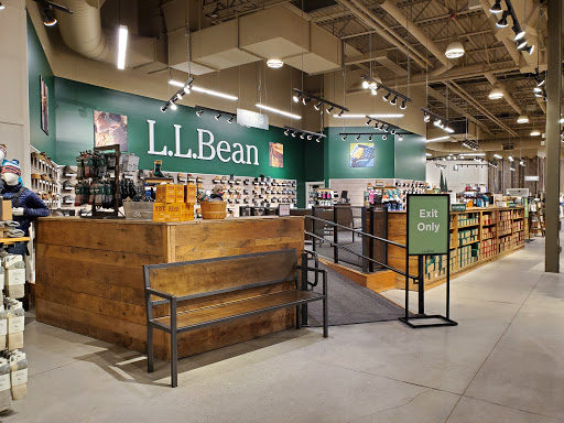 Clothing Store «L.L. Bean», reviews and photos, 280 School St, Mansfield, MA 02048, USA