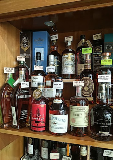 Liquor Store «New Star-Ell Liquor», reviews and photos, 501 Divisadero St, San Francisco, CA 94117, USA