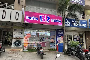 Baskin Robbins image