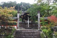 八幡宮 本殿（府登録有形文化財）
