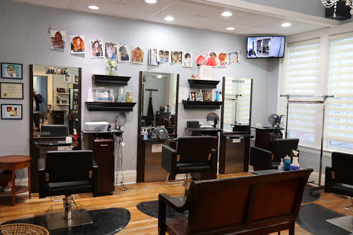 Nail Salon «Olympia Salon & Spa», reviews and photos, 117 Cass Ave #100, Mt Clemens, MI 48043, USA