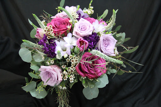 Florist «Flowers by Emily LLC», reviews and photos, 15620 W High St, Middlefield, OH 44062, USA