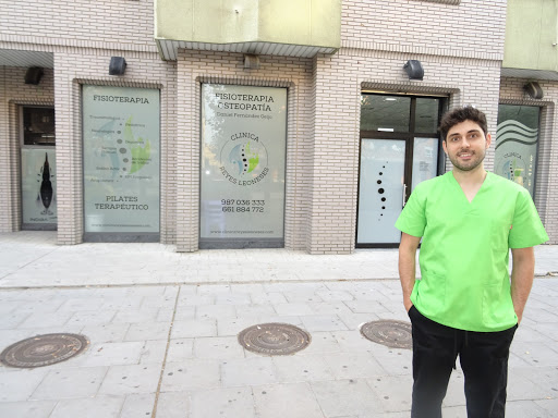 Información y opiniones sobre Clinica Reyes Leoneses de León