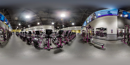 Planet Fitness image