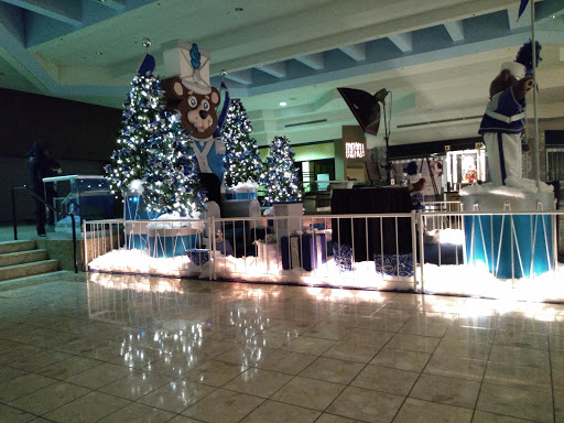 Shopping Mall «Lakeview Square Mall», reviews and photos, 5775 Beckley Rd, Battle Creek, MI 49015, USA