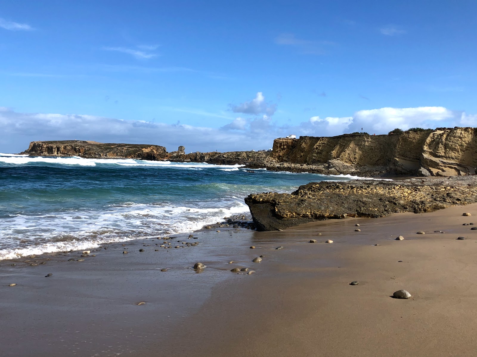 Foto von Praia do Portinho da Areia do Norte befindet sich in natürlicher umgebung