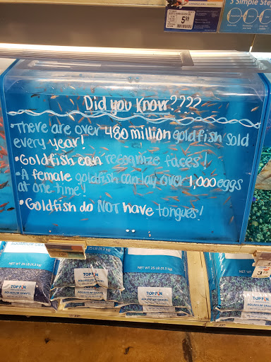 Pet Supply Store «PetSmart», reviews and photos, 976 IL-59, Aurora, IL 60504, USA