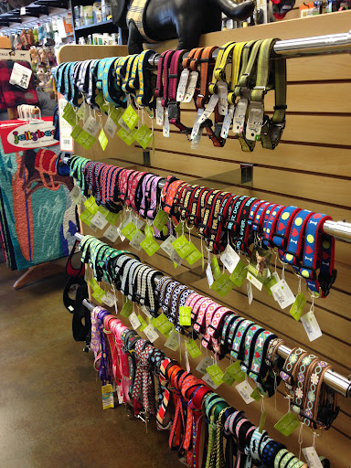 Pet Supply Store «Treats Unleashed», reviews and photos, 13325 Manchester Rd, Des Peres, MO 63131, USA