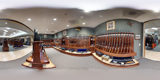 Gun Shop «Pacific Sporting Arms», reviews and photos, 912 W 10th St, Azusa, CA 91702, USA