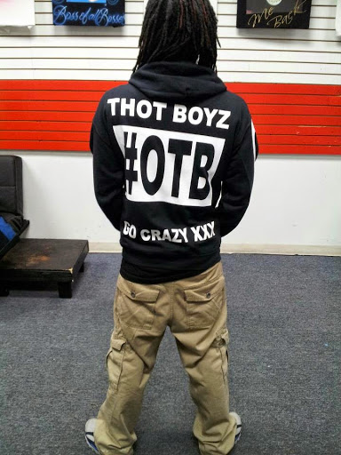 Airbrushing Service «Midwest Ink Airbrushing & Custom T-shirt Screen Print Shop», reviews and photos, 4733 S Ashland Ave, Chicago, IL 60609, USA