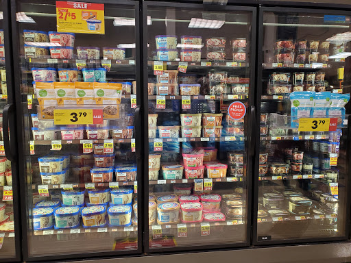 Grocery Store «Ralphs Fresh Fare», reviews and photos, 25930 McBean Pkwy, Valencia, CA 91355, USA