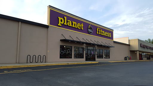 Gym «Planet Fitness», reviews and photos, 2672 Peters Creek Pkwy, Winston-Salem, NC 27127, USA