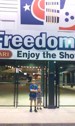 Amphitheater «Michigan Lottery Amphitheatre at Freedom Hill», reviews and photos, 14900 Metro Pkwy, Sterling Heights, MI 48312, USA