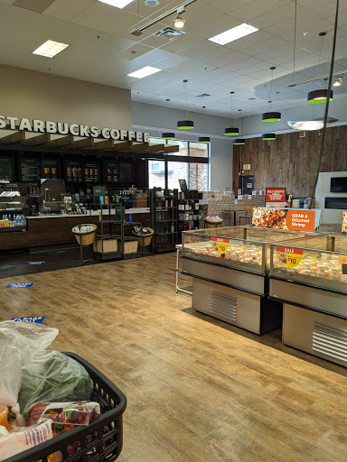 Grocery Store «Metro Market», reviews and photos, 1123 N Van Buren St, Milwaukee, WI 53202, USA