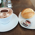 Photo n°1 de l'avis de Rolf.i fait le 06/04/2019 à 07:58 sur le  Bäckerei Café Ebner Drive-in Neutraubling à Neutraubling