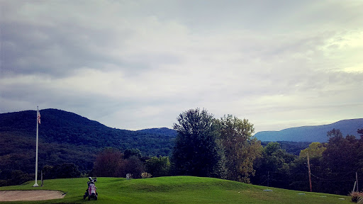 Restaurant «Storm King Tavern», reviews and photos, 18 Ridge Rd, Cornwall, NY 12518, USA