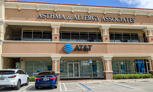 Cell Phone Store «AT&T», reviews and photos, 13550 SW 120th St #424, Miami, FL 33186, USA