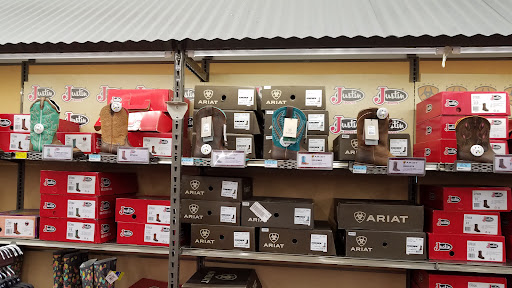 Home Improvement Store «Tractor Supply Co.», reviews and photos, 911 Griffin Ave, Enumclaw, WA 98022, USA