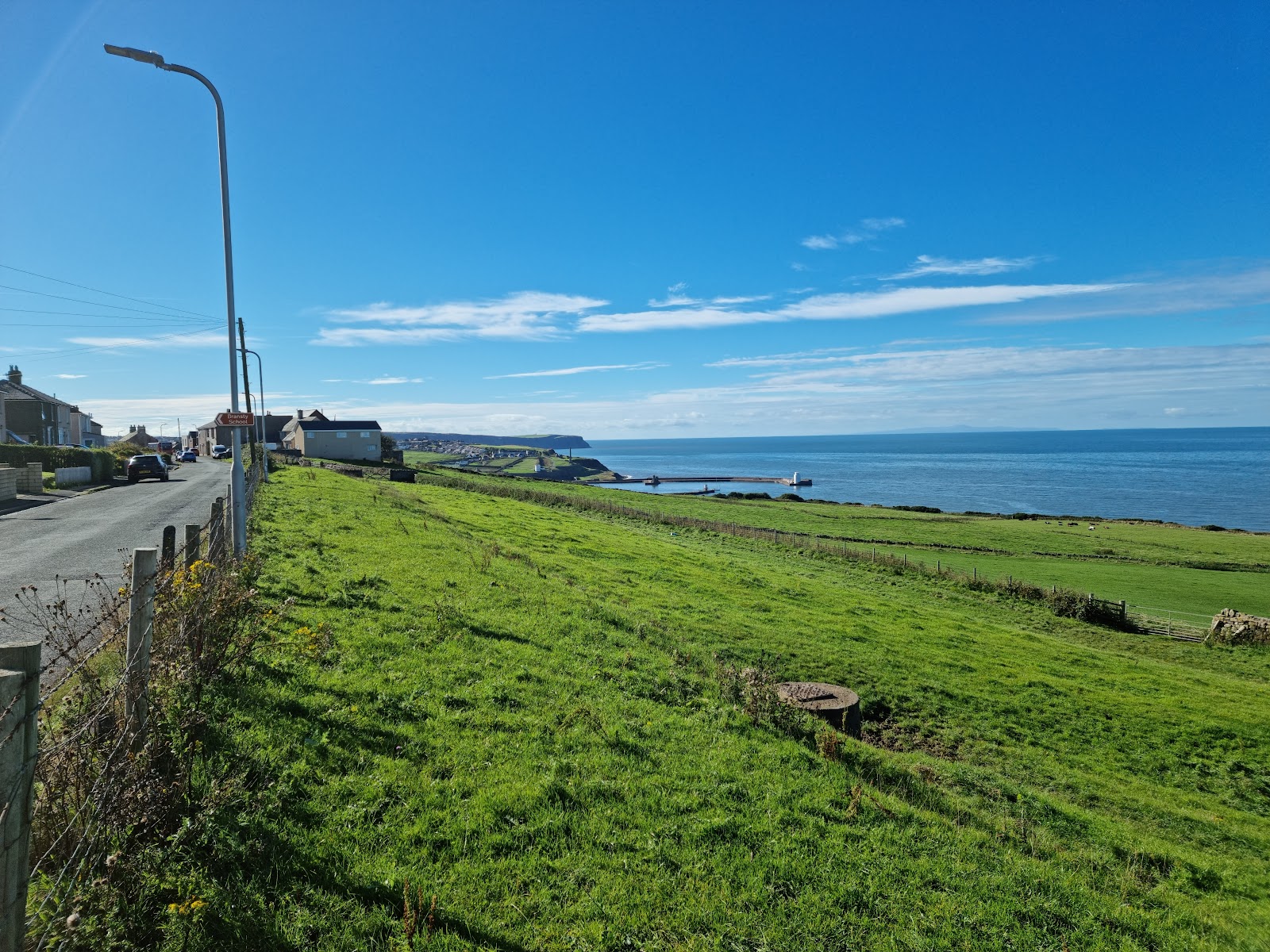 Foto af Tanyard Bay Beach med turkis rent vand overflade