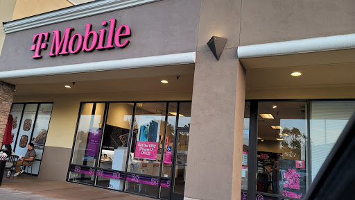 Cell Phone Store «T-Mobile», reviews and photos, 26541 Aliso Creek Rd D, Aliso Viejo, CA 92656, USA