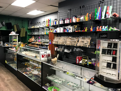 Vaporizer Store «Green Rush Smoke Shop #2», reviews and photos, 728 San Benito St, Hollister, CA 95023, USA
