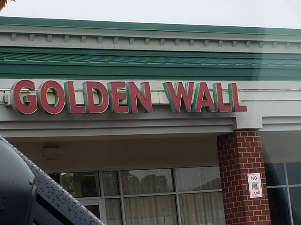 Golden Wall 21901