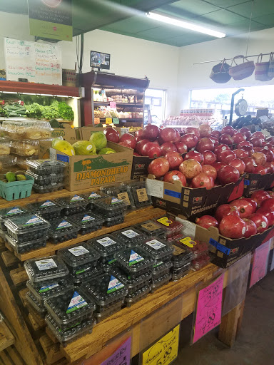 Produce Market «Spicer Brothers Produce», reviews and photos, 508 14th St, Oregon City, OR 97045, USA