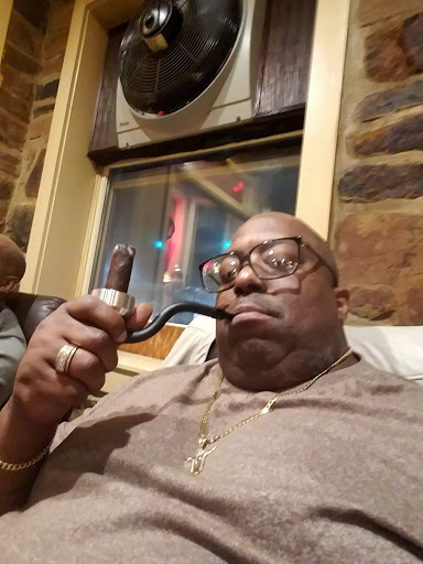 Cigar Shop «Slow Burns Cigar Shoppe & Smoking Lounge», reviews and photos, 701 Frederick Rd, Catonsville, MD 21228, USA