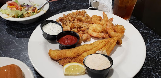 Association or Organization «City Limits Seafood & Steaks», reviews and photos