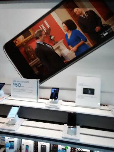 Cell Phone Store «AT&T», reviews and photos, 2200 McFarland Blvd E, Tuscaloosa, AL 35404, USA