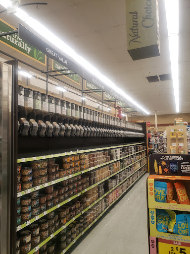 Grocery Store «Fred Meyer», reviews and photos, 2855 Broadway St NE, Salem, OR 97303, USA