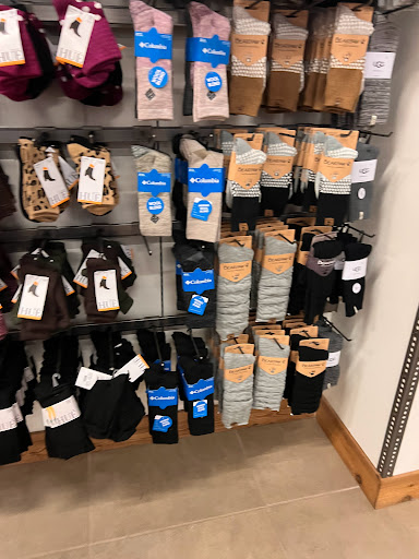 Shoe Store «DSW Designer Shoe Warehouse», reviews and photos, 2915 Harrison Ave NW, Olympia, WA 98502, USA