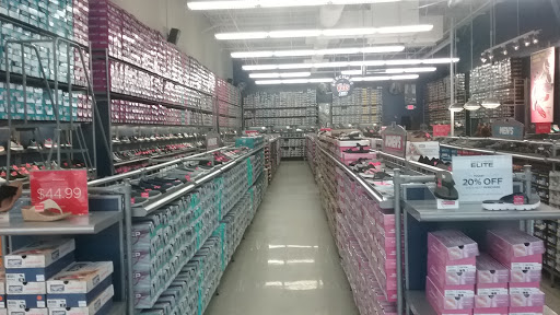 Shoe Store «SKECHERS Factory Outlet», reviews and photos, 121 N Arkansas Ave #316, Atlantic City, NJ 08401, USA