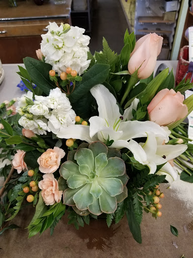 Florist «Centerville Road Florist», reviews and photos, 130 E Centerville Rd, Garland, TX 75041, USA