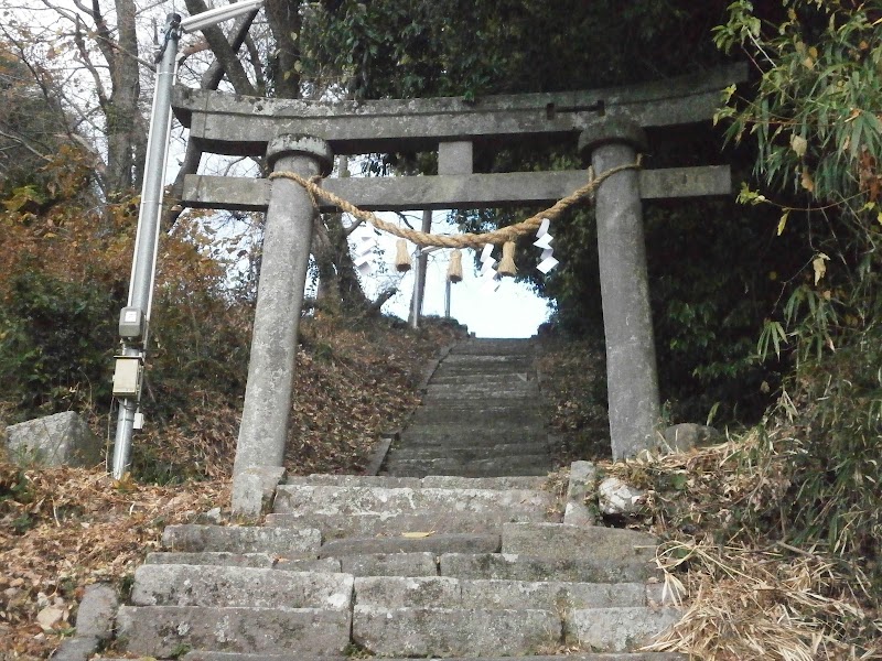 亀峯神社