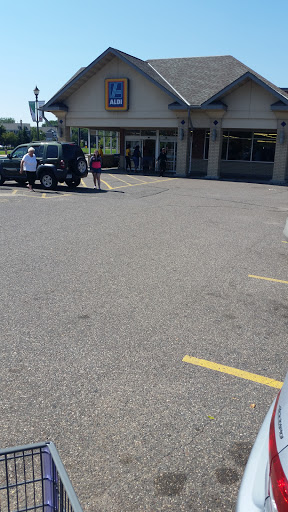 Supermarket «ALDI», reviews and photos, 7600 Brooklyn Blvd, Brooklyn Park, MN 55443, USA