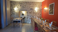 Atmosphère du Restaurant français Auberge du Montel Stephan et Laurent à Montel-de-Gelat - n°6