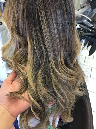 Beauty Salon «Casablanca Hair Salon», reviews and photos, 34-06 30th Ave, Astoria, NY 11103, USA