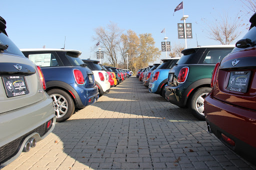Car Dealer «MINI of Orland Park», reviews and photos, 11030 W 159th St, Orland Park, IL 60467, USA