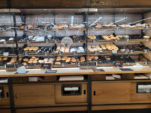 Grocery Store «Schnucks», reviews and photos, 2665 N Illinois St, Swansea, IL 62226, USA