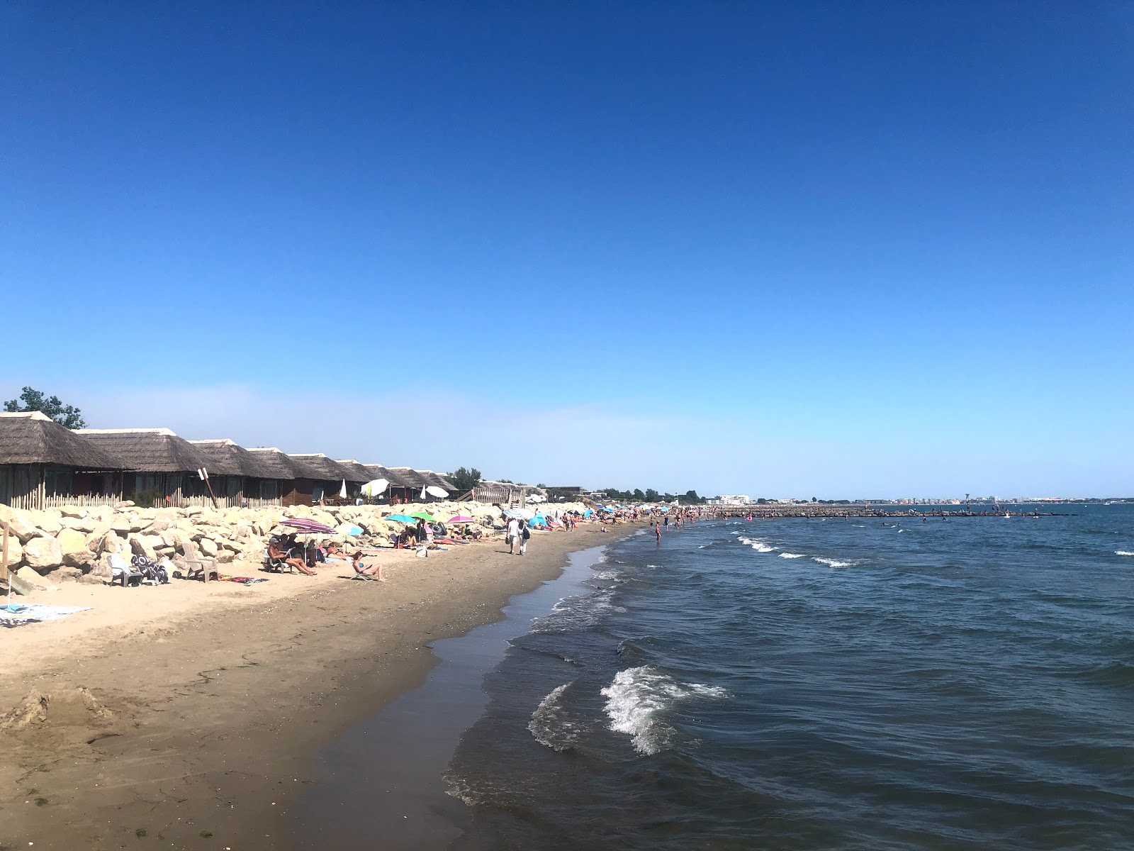 Plage du Boucanet'in fotoğrafı imkanlar alanı